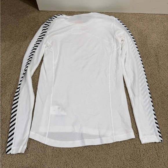 Women’s HH LIFA® Long-Sleeve Crew Base Layer - Picture 2 of 6